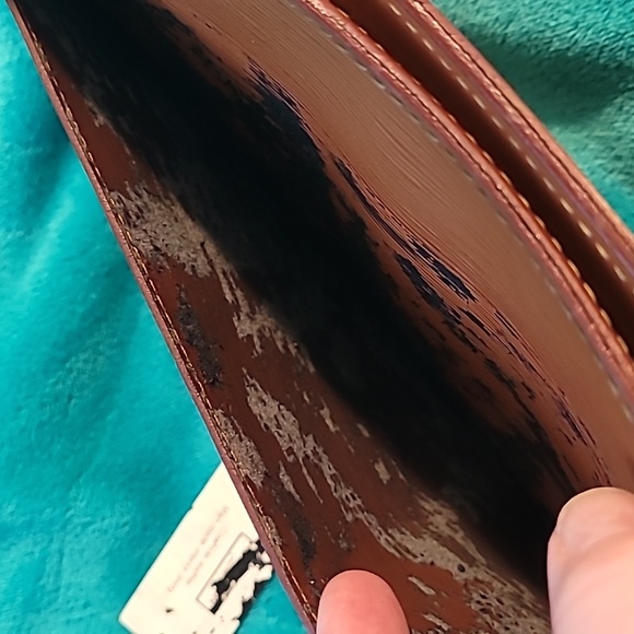 Louis vuitton brown epi leather pouch - Picture 6 of 8